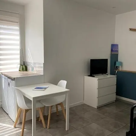 T2 Climatisé Avec Parking Privatif à 5 Min à Pied 5 Couchages Appartamento *